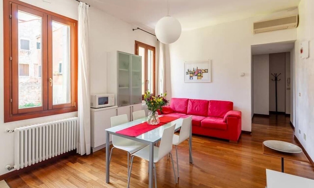 Castello House | Corte Nova