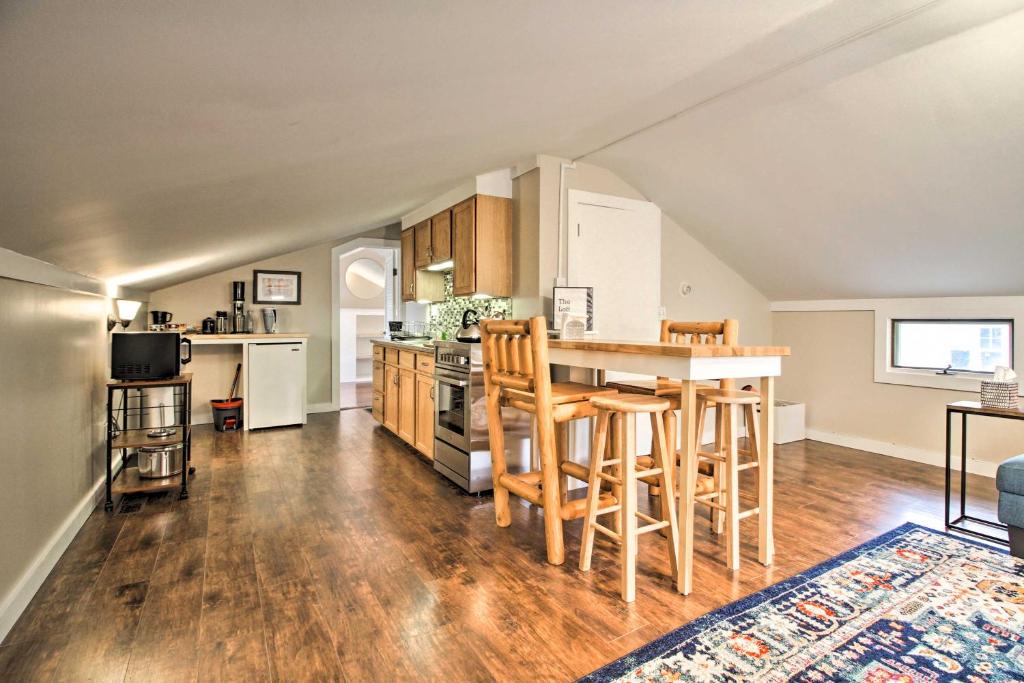 Wallingford House | Idyllic Wallingford Retreat - Near Skiing & Hiking