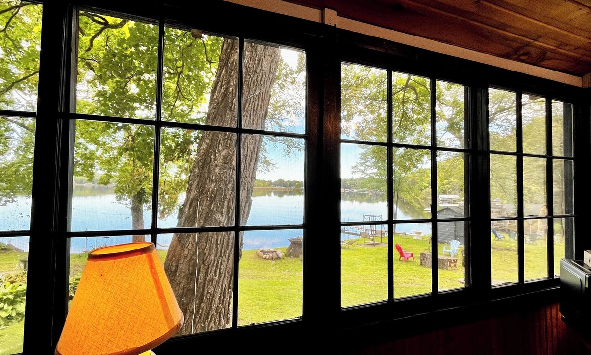 South Haven Cabin | Spring-Fed Cabin w/Waterfall & Lake Access, Kayaks & Fishing - Cabin 6