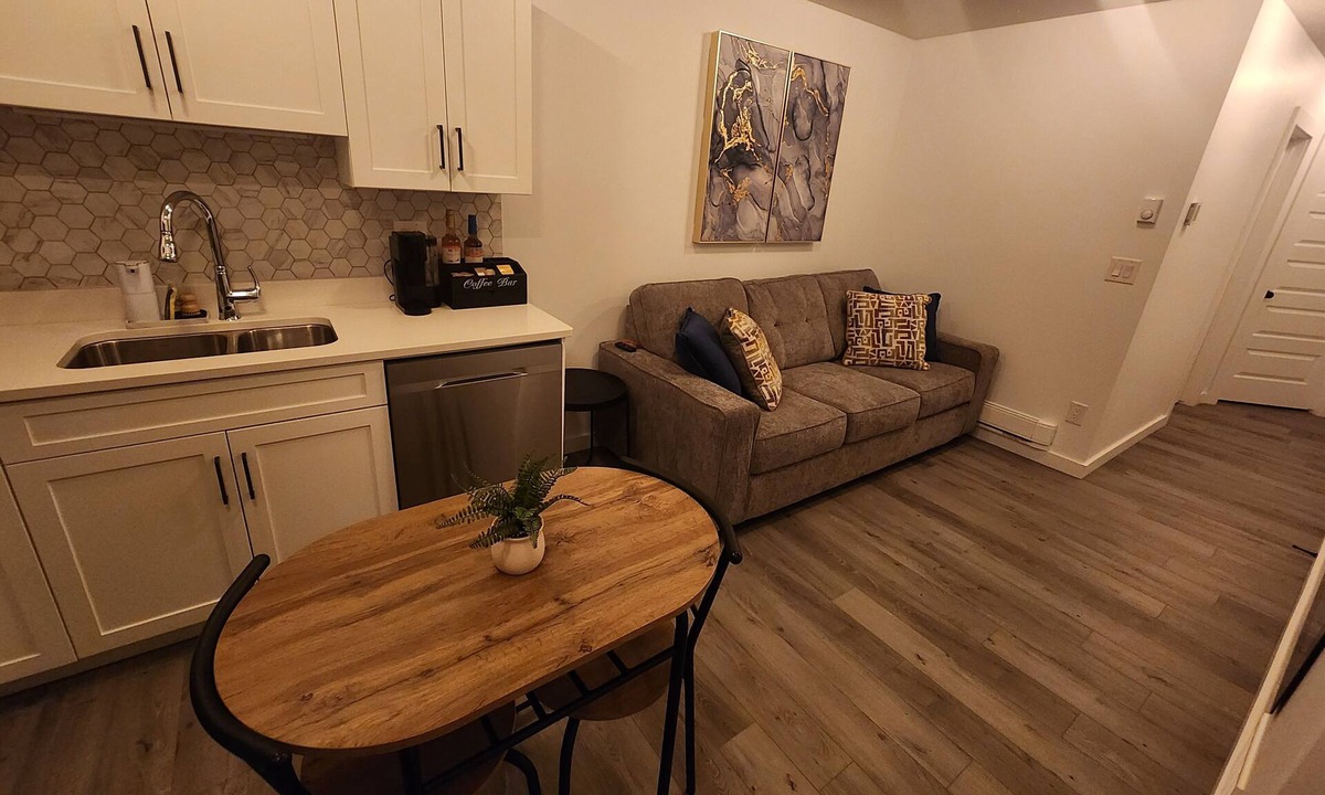 Saskatoon House | Stylish 2 bedroom basement suite built for comfort and relaxation. Sleeps 5.