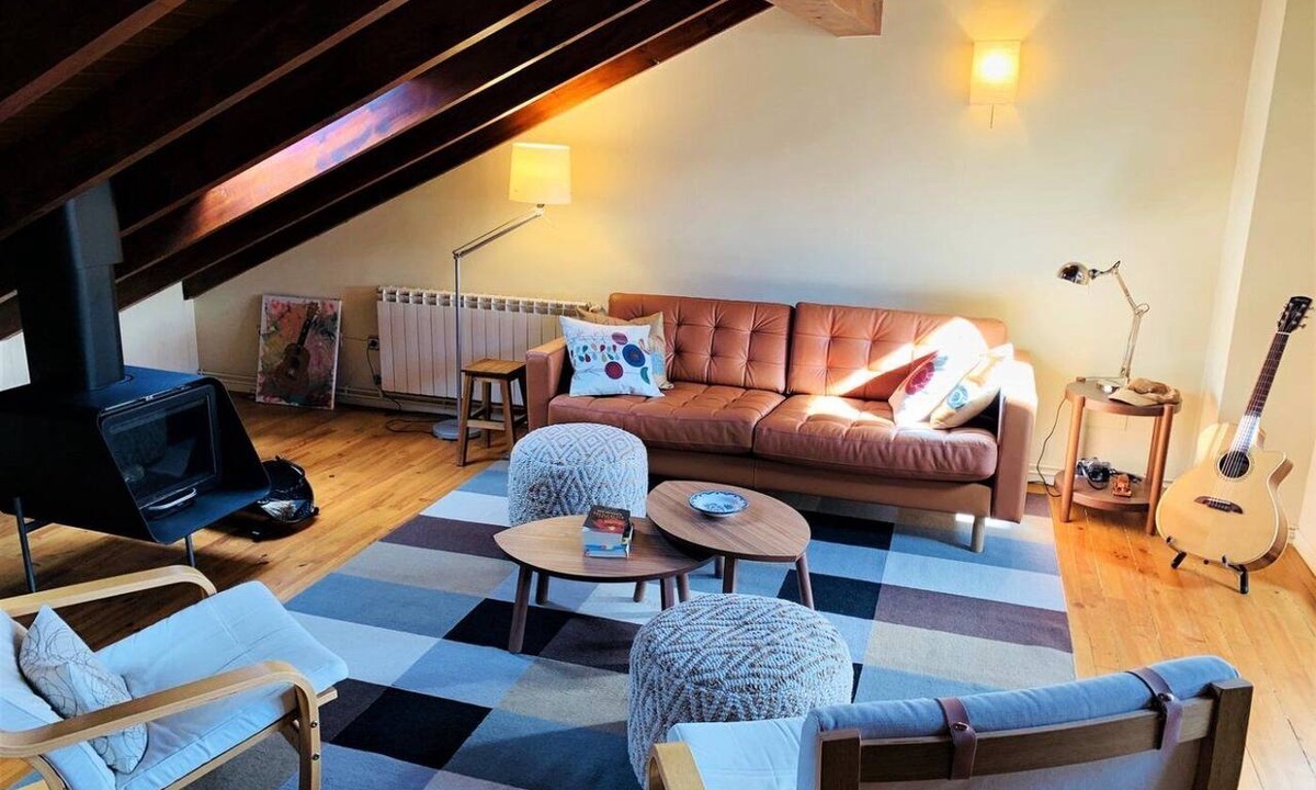Llivia House | Townhouse 4 rooms Pool, Fireplace, Wi-Fi & Pet-Friendly
