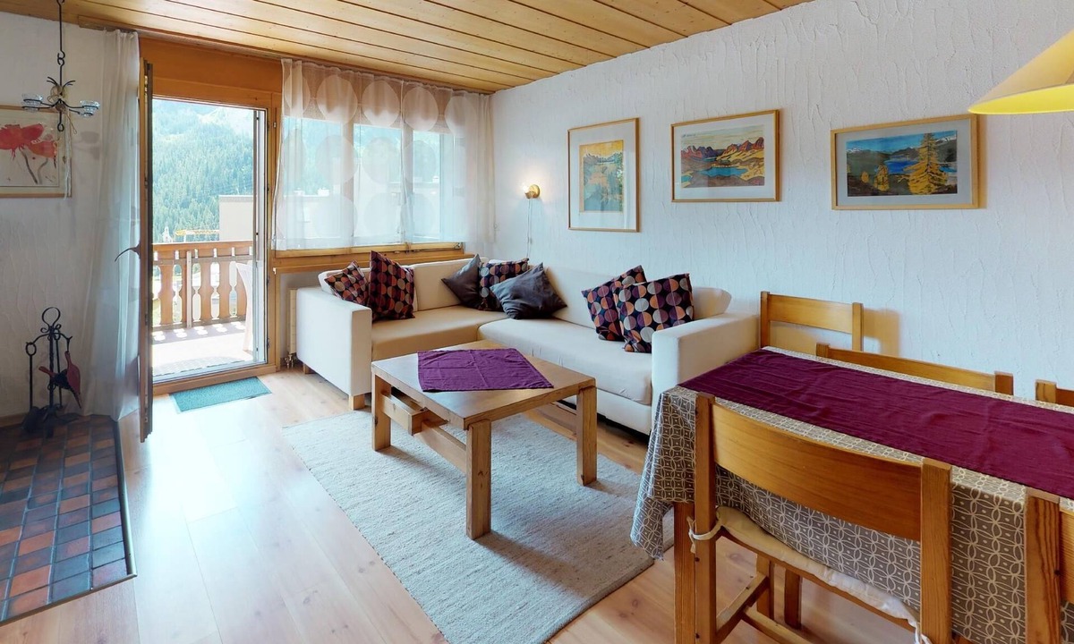 Sankt Moritz-Bad Apartment | Traditional apartment house in an excellent, quiet location between St.