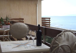 flat 'Windows' near the beach in Marina di Castagneto Donoratico