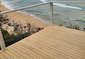 Manyana - Absolute Beachfront Cottage in Manyana