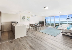 Point Grey Apartment 13 in Lorne