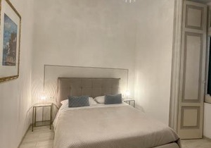 Salerno Center House- Corso Vittorio Emanuele- 2 camere- vicino Stazione in Salerno