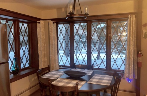 Central Vermont- Killington House | 2-Bedroom Unit in Plymouth, Vt. Central to Killington, Woodstock & Okemo!