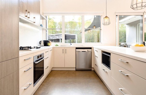 Ocean Grove Villa | Accessible Beach House - Bell 2 - Pet Friendly