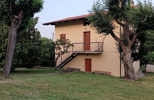 Burzanella House | Accommodation i Querceti, small villa in the Bolognese Apennines