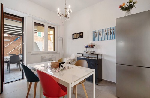 Sestri Levante Apartment | Apartment 'Charming Home' with Private Terrace, Wi-Fi and Air Conditioning