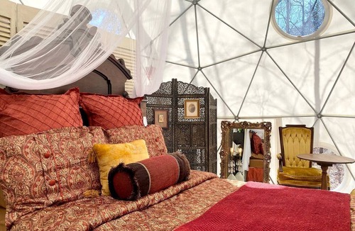 Lake Oconee Cabin | Artistic Dome Haven Nestled in the Woods near Lake Oconee, Georgia