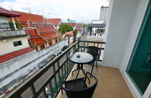Sri Phum House | Basic Line Home in Chiang mai in the old Town, 4 Bed Rooms, 5 Bath Rooms, Kichen