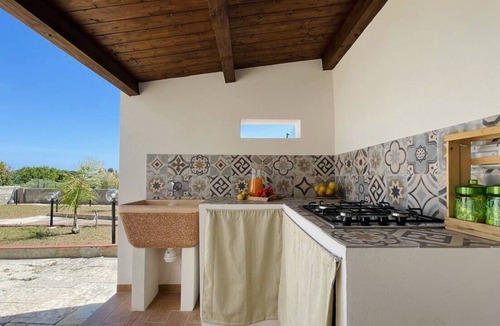 Gallina Villa | CASITA IRIS