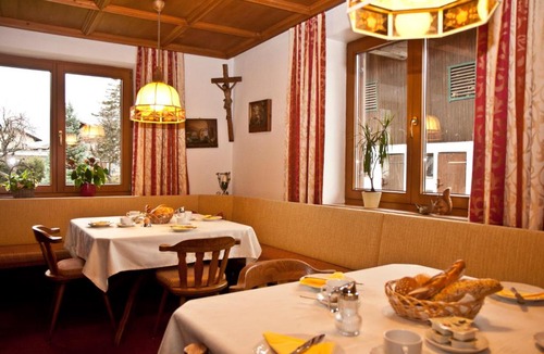 Finsing House | Ehstandhof