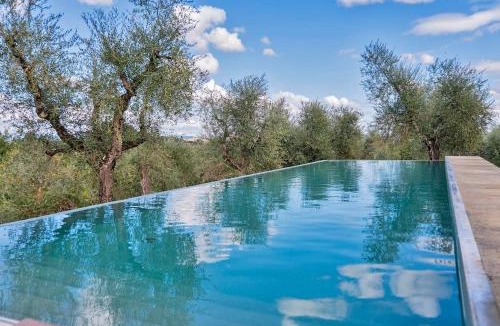Siena Villa | Exclusive Villa Mami