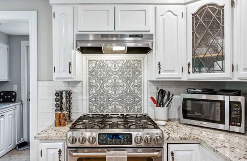 West Hartford House | Fox Crossing House with Large Deck & Fire Pit
