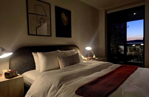 Dickson Apartment | Hiyas by Cadiz Properties