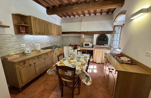Massa e Cozzile House | Holiday home on the hills of Val di Nievole between Lucca, Pistoia and Montecatini, private pool