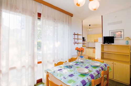 Bibione Lido dei Pini Villa | Independent villa with large fenced garden