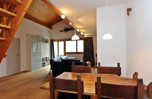 Cunter Apartment | Las Vals D16 Appartement/Fewo, Dusche, WC, 3 Schlafräume by Interhome