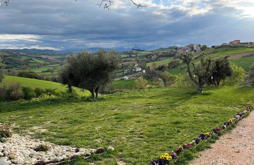 Grottazzolina House | Lavender apartment located at a farmhouse surrounded by nature