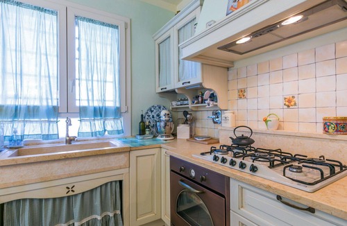 Rosignano Solvay Apartment | Lovely apartment for 4 people with A/C, WIFI, TV and patio