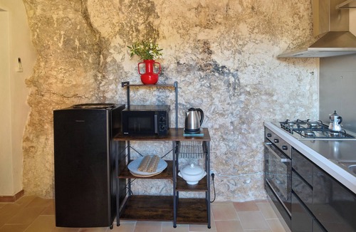 Grottasanta Villa | LTM GREENHOUSE Evocative historic home in the Latomia dei Cappuccini