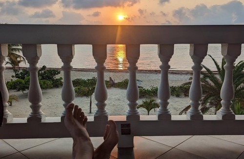 Placencia Villa | Luxury villa on the beach and just steps away from the famous Placencia sidewalk