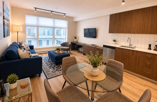 Sidney Hotel | Perfect Brand New Suite In The Heart of Sidney