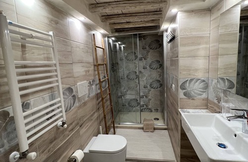 Repubblica Apartment | Rome historic center 800 meters from Trevi Fontain, 2 bathrooms
