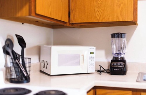 St. Cloud Apartment | Spacious 3-bedroom apartment with AC, WiFi in fantastic St. Cloud!