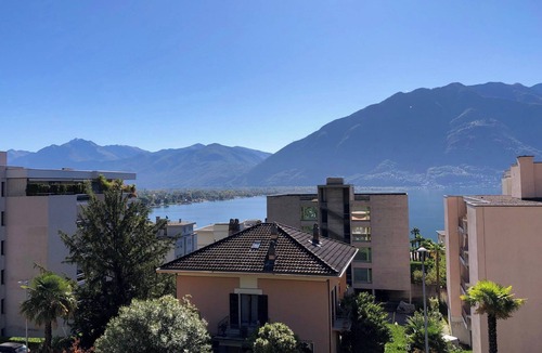 Minusio Apartment | Spacious four-star apartment with lake and mountain views in Minusio, Switzerlan