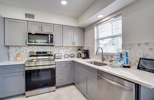 Anna Maria Villa | Steps to Beach - Bean Point Residence Unit B by SeaBreeze Vacation