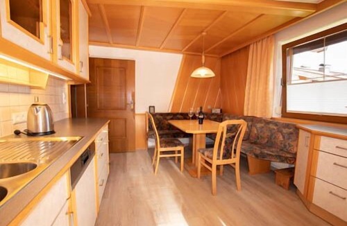 Finsing House | Vacation home for 8 guests with 100m² in Uderns (173230)