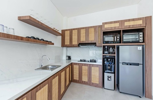Tibubeneng Villa | Villa Celestial Brand New Enchanting 2 BR with Aircon Living Canggu