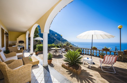 Nocelle Villa | Villa Savina - Elegant Family Villa Overlooks Amalfi Coast