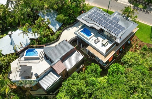 Byron Bay Villa | Wategos Eclipse Estate