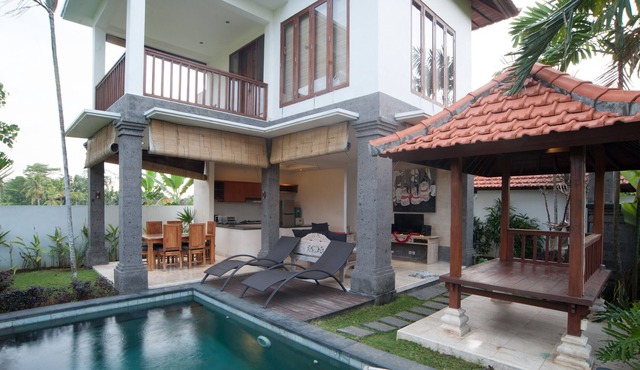 2BR Villa with Stunning Ricefield Views in Gianyar
