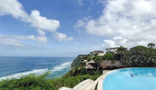 4 BRvilla Cantik with private pool in Karma Kandara resort with ocean beach club in Ungasan