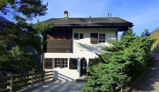 4 * chalet: top equipment, fireplace, free Wi-Fi, near ALETSCHARENA in Breiten ob Mörel