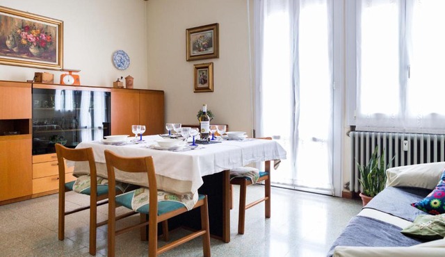 A pochi passi dal centro e dall'Ospedale di Parma in Parma