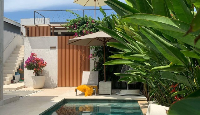A private 200sqm entire villa, pool & rooftop with rice field view in Bali
