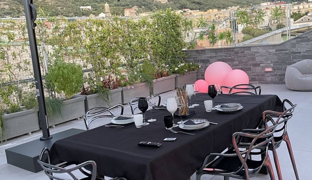 Ac Luxury Penthouse - private terrace in Meta