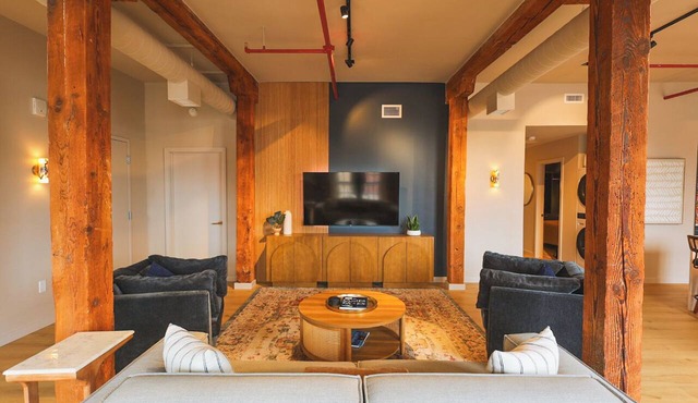 Aerial Lofts | The Brix | Luxe Loft in Canal Park in Duluth