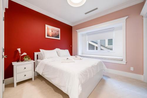 An Amazing StarHouse in Westside Vancouver in Vancouver