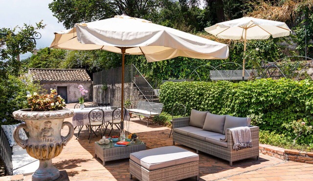 Aristocratic villa with private pool and garden in Piedimonte Etneo