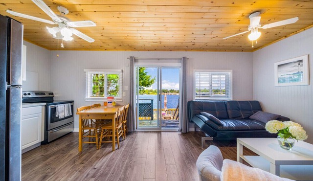Beautiful Georgian Bay Cottage in Byng Inlet