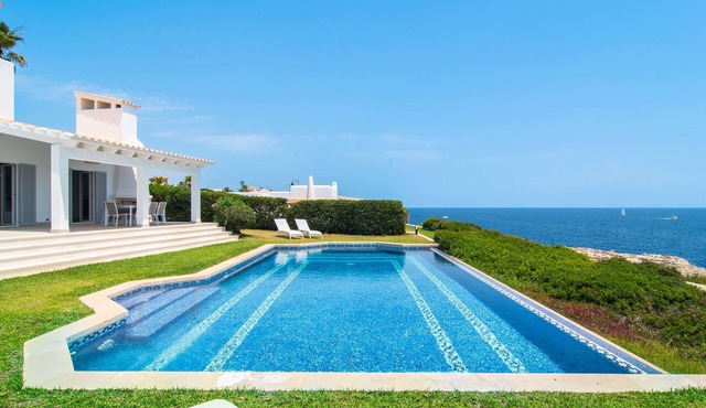 Beautiful home in Cala dOr with private swimming pool, can be inside or outside in Cala dOr