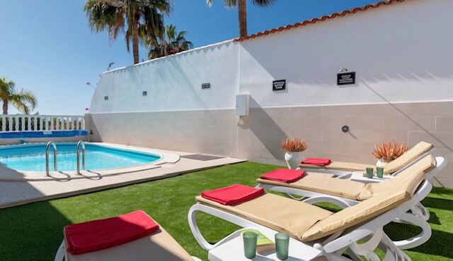 Beautiful luxury spacious 4 bed villa Costa Adeje a with a heating pool in COSTA ADEJE