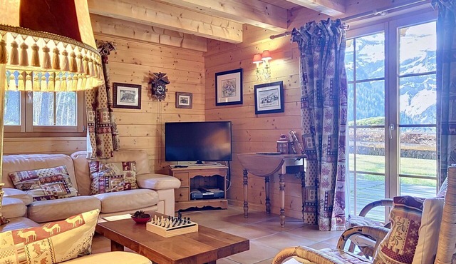 Beautiful private villa for 10 people with WIFI, TV and terrace in Les Diablerets
